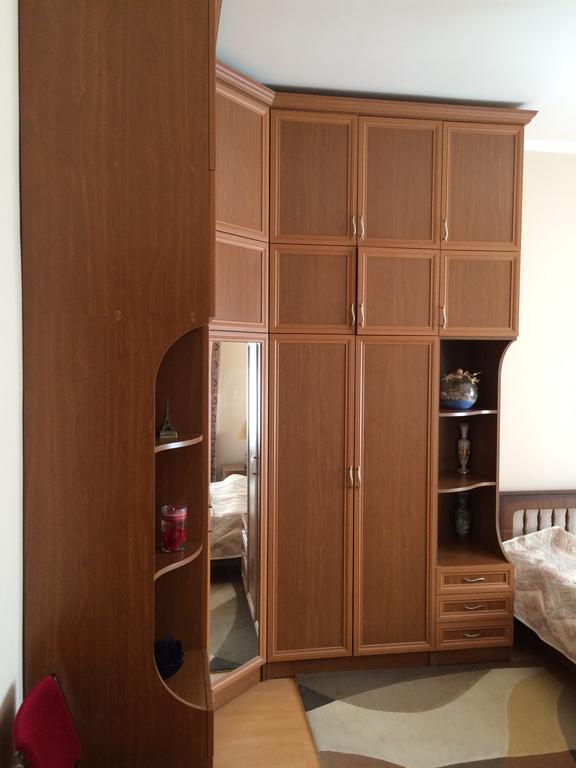 Apartment On Hanrapetutyan Street 예레반 외부 사진