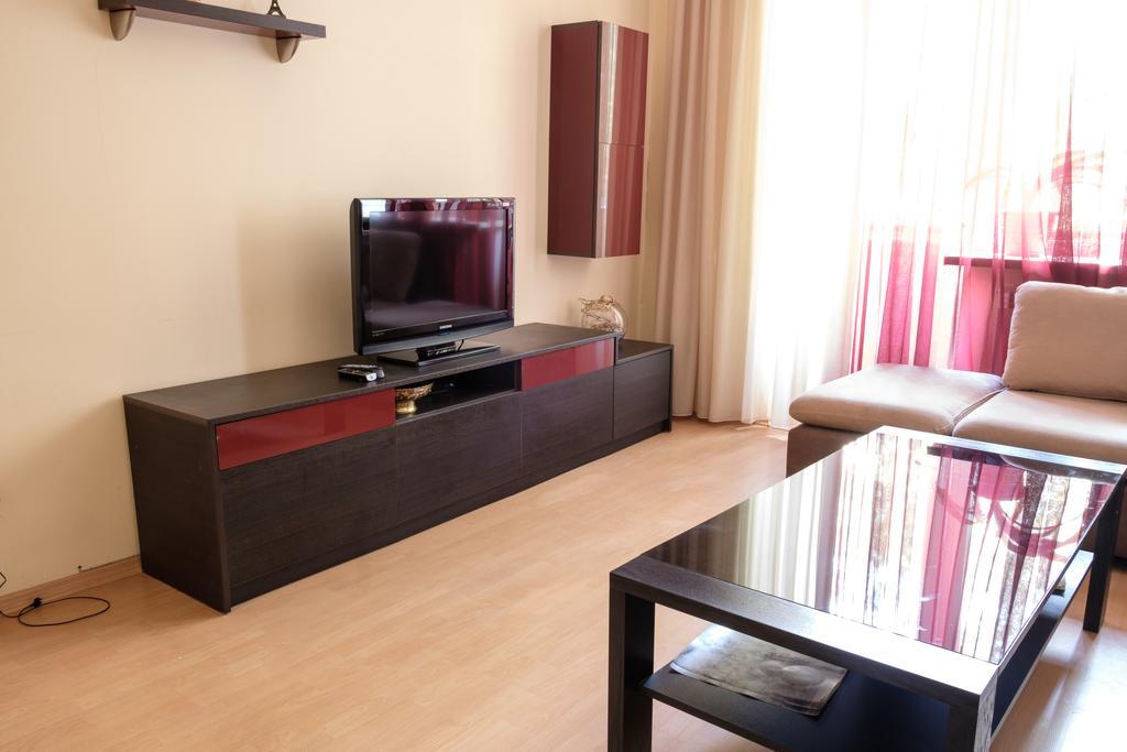 Apartment On Hanrapetutyan Street 예레반 외부 사진